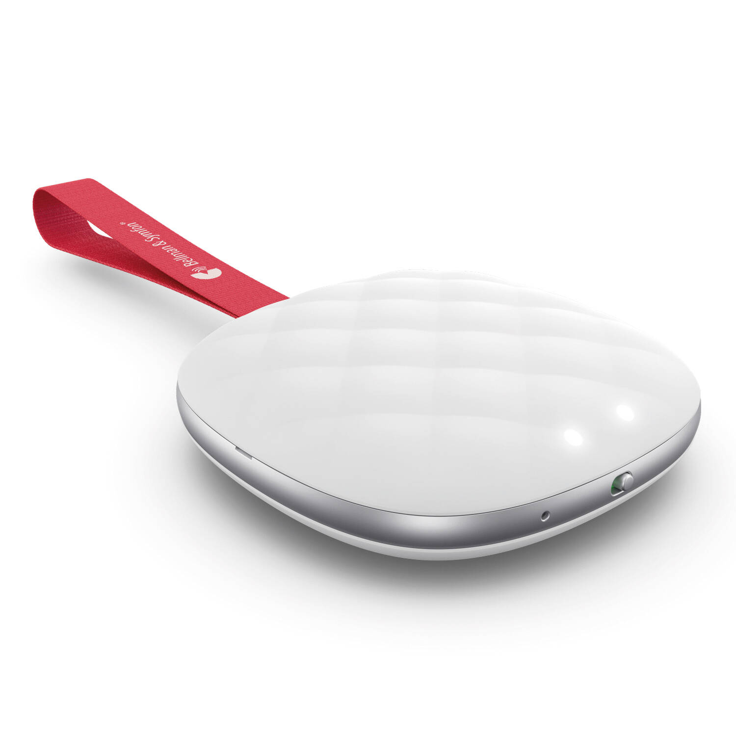 Drei Personen sitzen im Restaurant